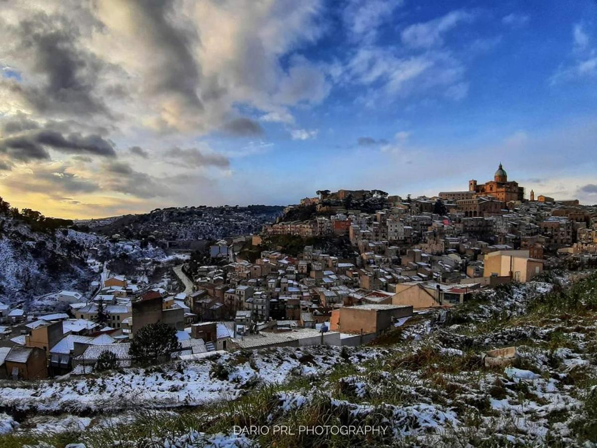פיאצה ארמרינה B&B Borgo Antico מראה חיצוני תמונה