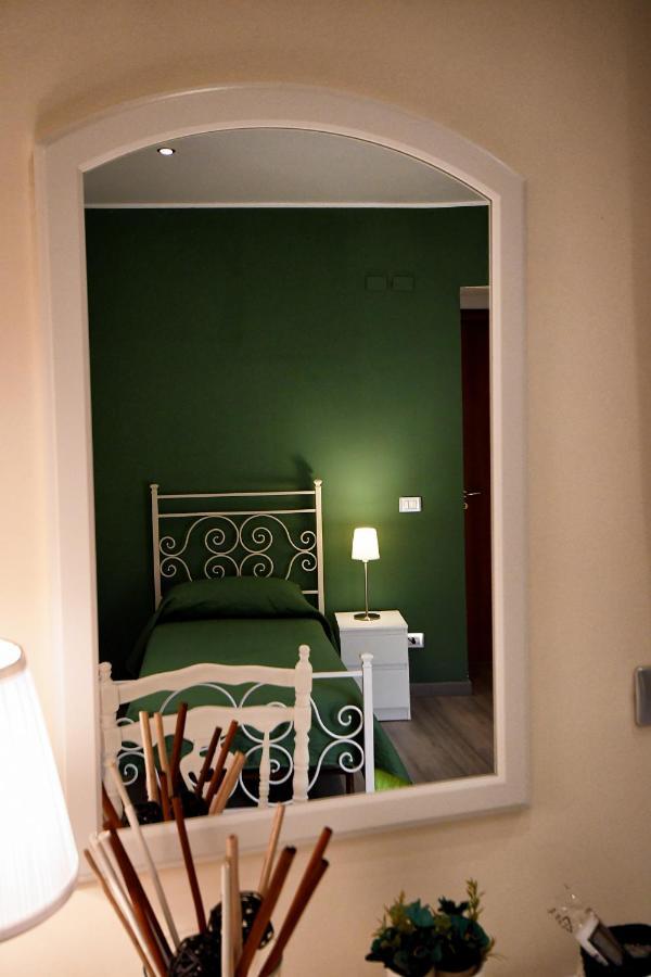 פיאצה ארמרינה B&B Borgo Antico מראה חיצוני תמונה